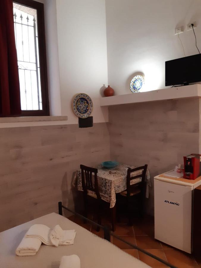 Aparthotel Palazzo Dei Corsari Trapani Esterno foto